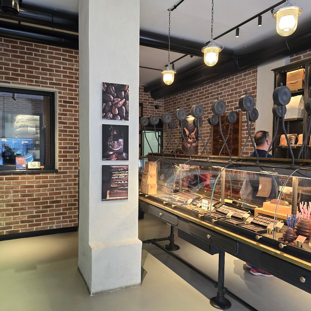 Le Chocolat Alain Ducasse, La Manufacture des Grands Champs 3